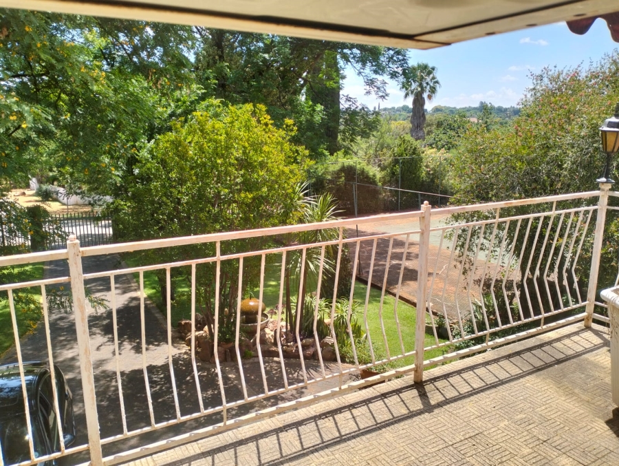 4 Bedroom Property for Sale in Flamwood North West